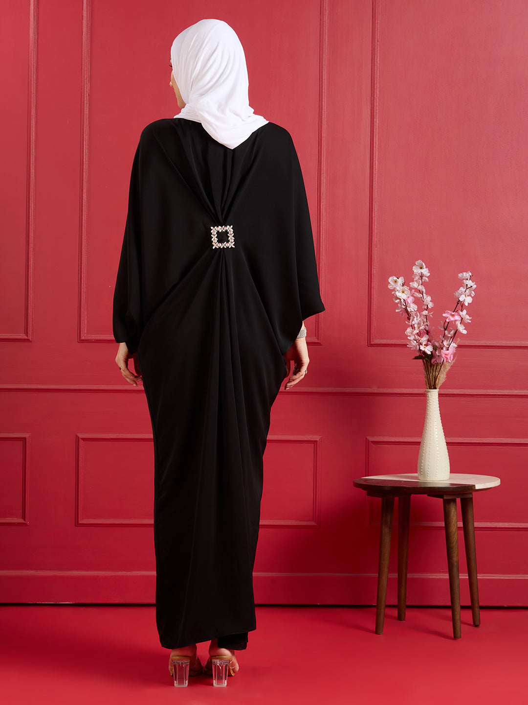 AMIRA KAFTAN - JET BLACK