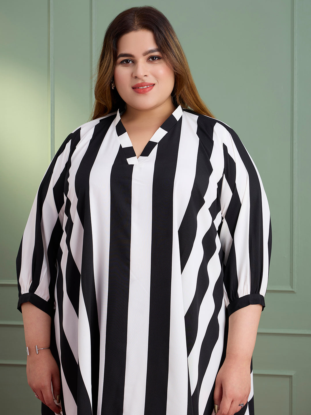 STRIPED WAVE DRESS
