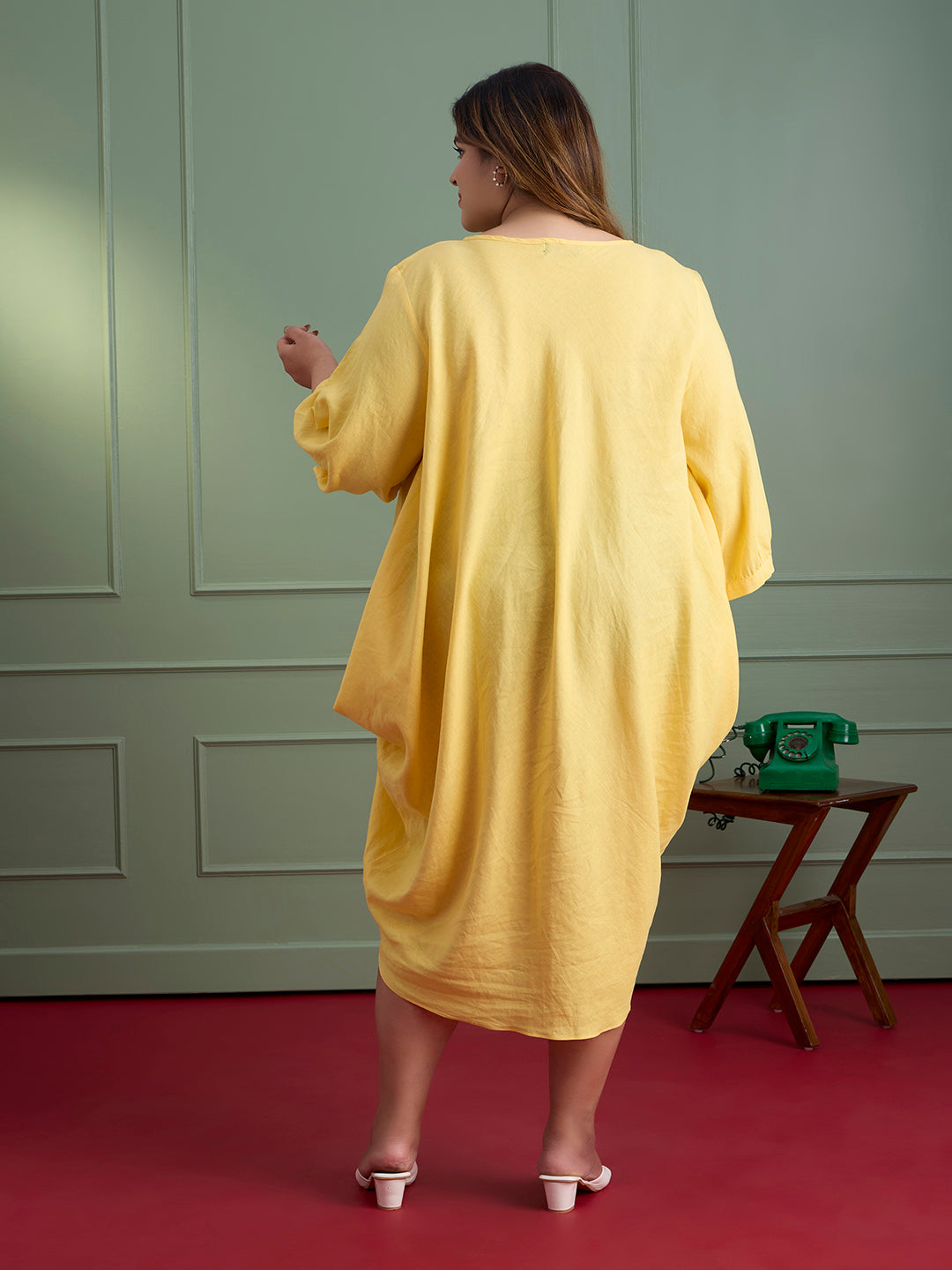 MELLOW YELLOW LINEN DRESS