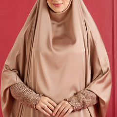 Noura Diamond Satin Jilbab – Caramel