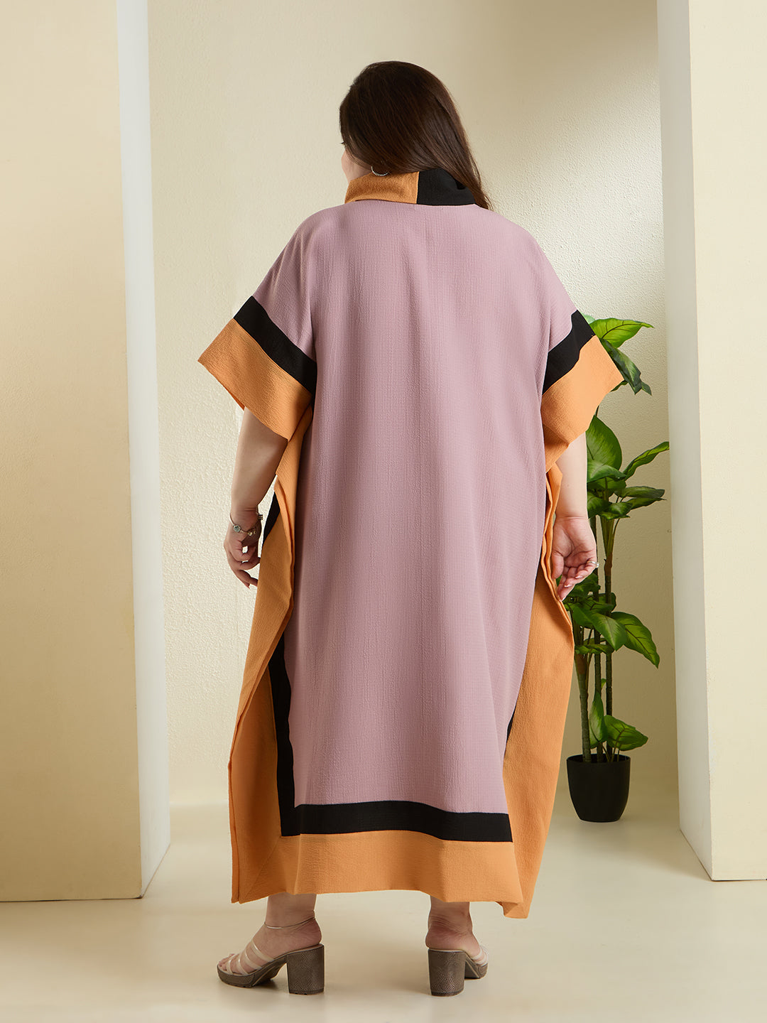 BLUSH FRAME KAFTAN